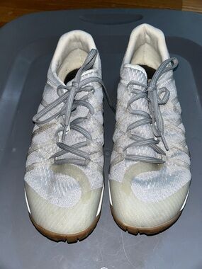 Merrell Women's Light Gray Athletic Sneakers. Size 8